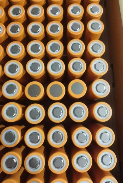 Акумулятор Li-ion EVE 21700 58E 5700mah, 16,8А 16956 фото