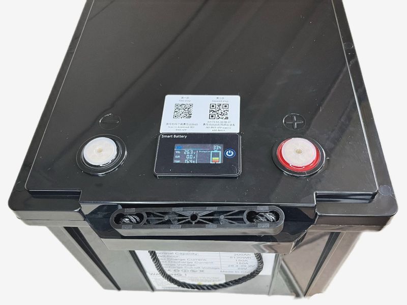LiFePO4 акумулятор COOLI 25.6V 200Ah 5120Wh з LCD дисплеєм та Bluetooth, BMS 100A для інвертора та сонячних систем 17580 фото